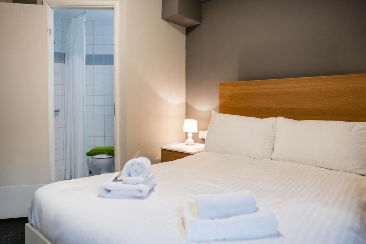The Venue Serviced Apartments هدرزفيلد المظهر الخارجي الصورة