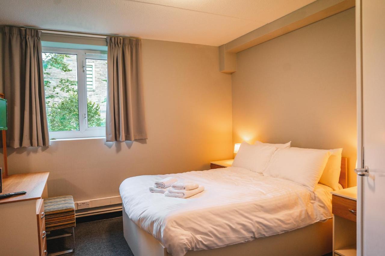 The Venue Serviced Apartments هدرزفيلد المظهر الخارجي الصورة