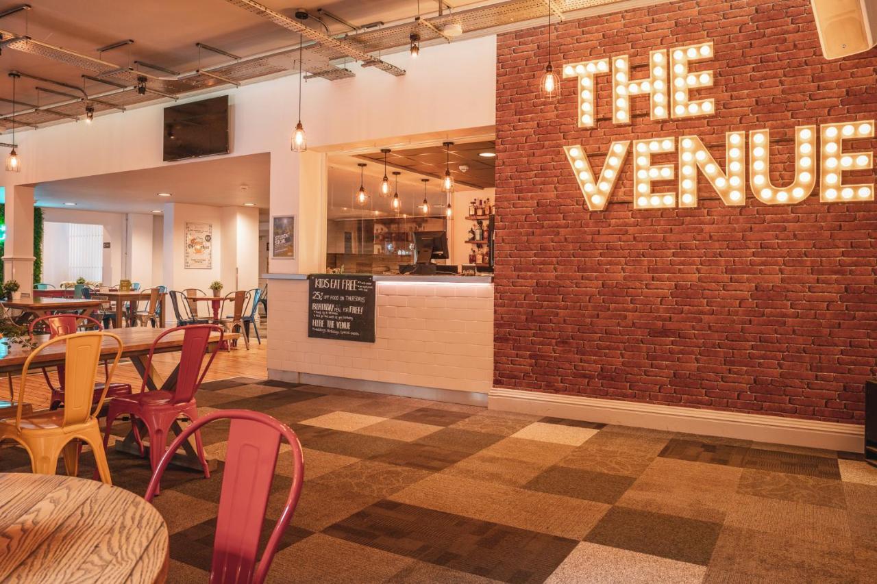The Venue Serviced Apartments هدرزفيلد المظهر الخارجي الصورة