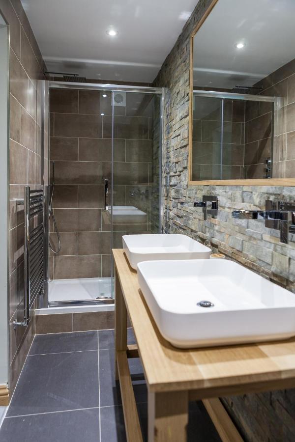 The Venue Serviced Apartments هدرزفيلد المظهر الخارجي الصورة